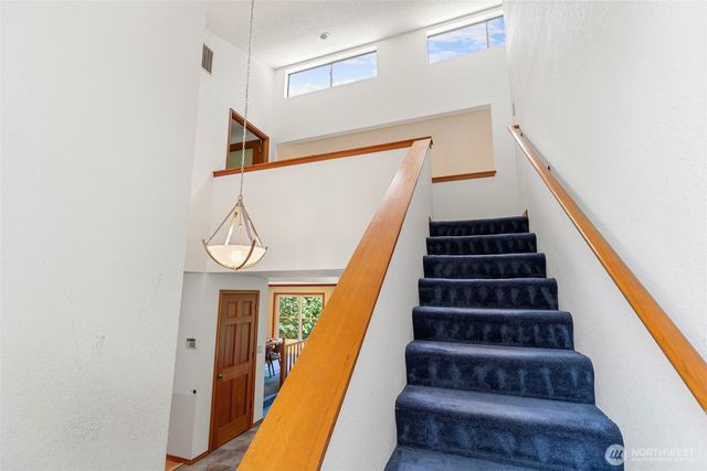 7021 81st Ave Court NW, Gig Harbor, WA 98335