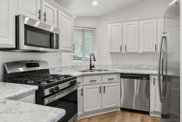 22899 Byron Rd 77, Crestline, CA 92325