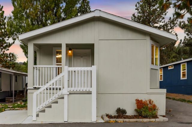 22899 Byron Rd 77, Crestline, CA 92325