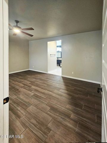 13185 TIVERTON Road, Horizon City, TX 79928