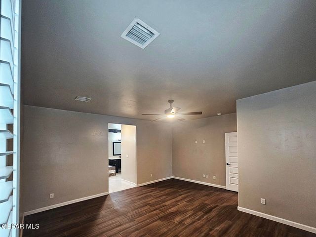 13185 TIVERTON Road, Horizon City, TX 79928
