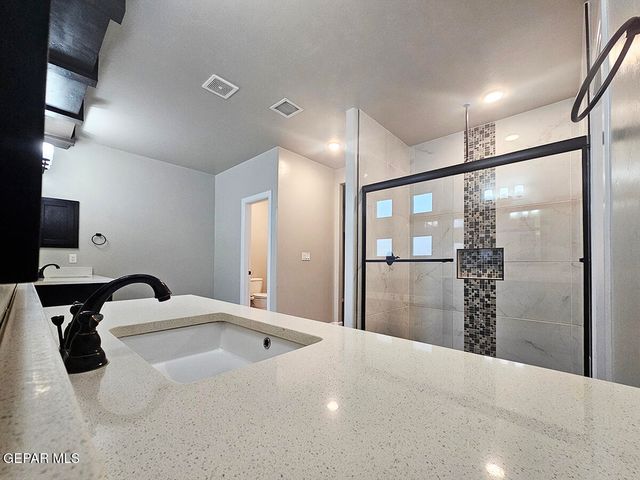 13185 TIVERTON Road, Horizon City, TX 79928
