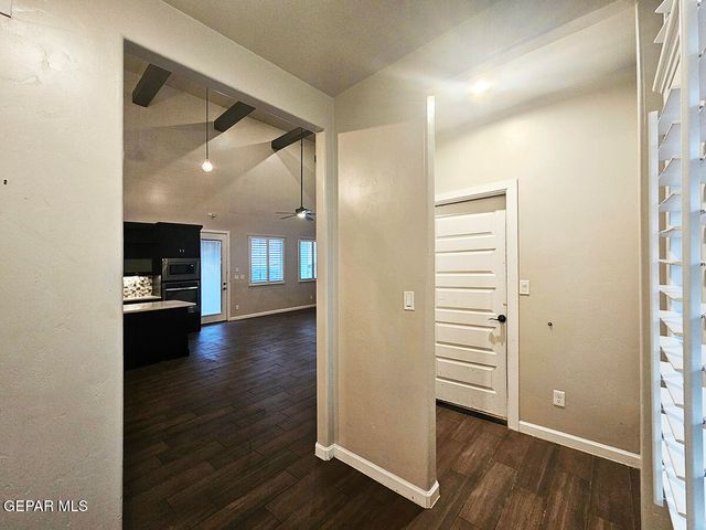 13185 TIVERTON Road, Horizon City, TX 79928