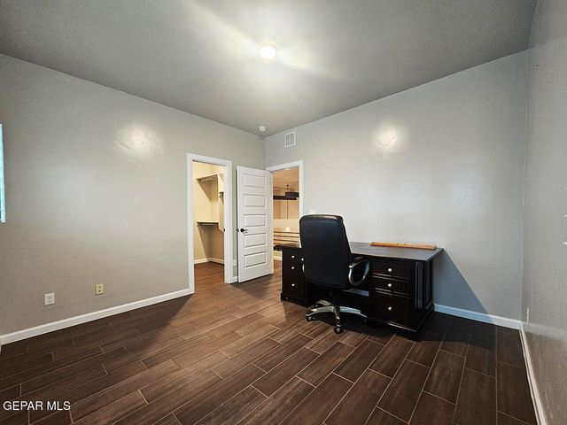 13185 TIVERTON Road, Horizon City, TX 79928