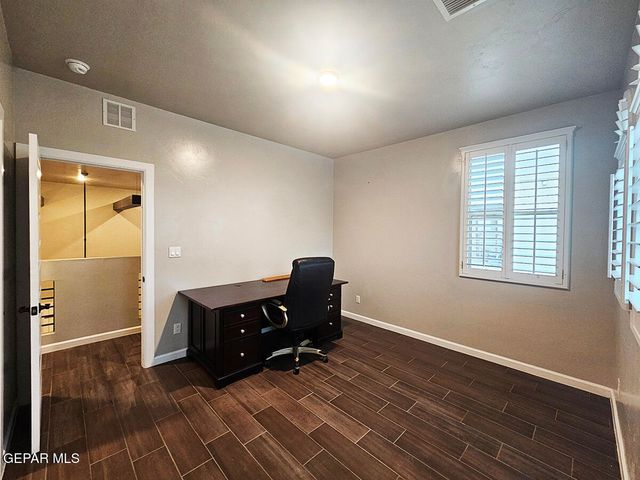 13185 TIVERTON Road, Horizon City, TX 79928