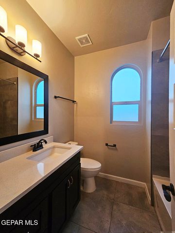 13185 TIVERTON Road, Horizon City, TX 79928