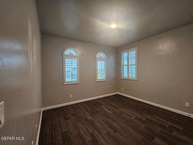 13185 TIVERTON Road, Horizon City, TX 79928