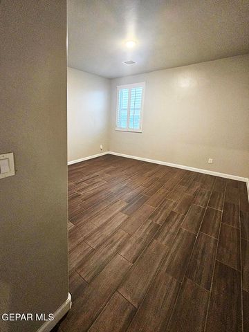 13185 TIVERTON Road, Horizon City, TX 79928
