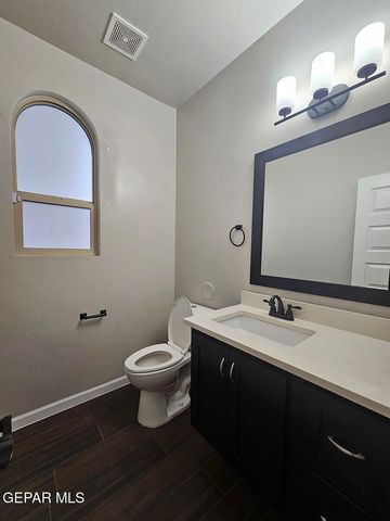13185 TIVERTON Road, Horizon City, TX 79928