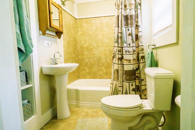 805 Bethabara Road, Hayesville, NC 28904