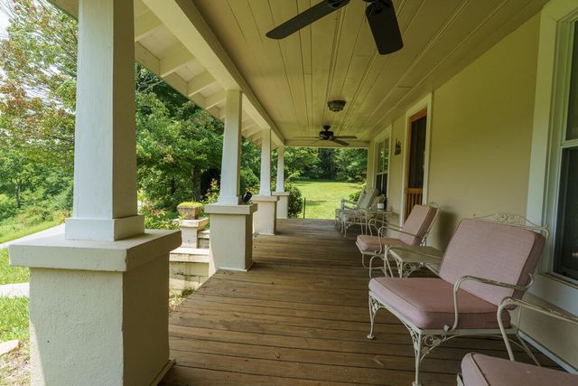 805 Bethabara Road, Hayesville, NC 28904