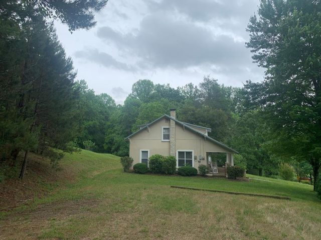 805 Bethabara Road, Hayesville, NC 28904