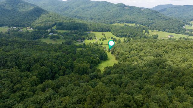 805 Bethabara Road, Hayesville, NC 28904