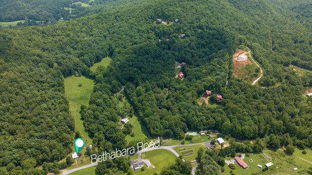 805 Bethabara Road, Hayesville, NC 28904