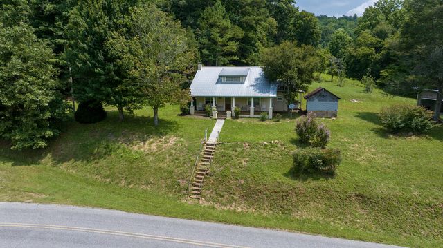 805 Bethabara Road, Hayesville, NC 28904