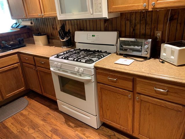 805 Bethabara Road, Hayesville, NC 28904
