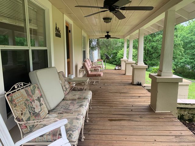 805 Bethabara Road, Hayesville, NC 28904