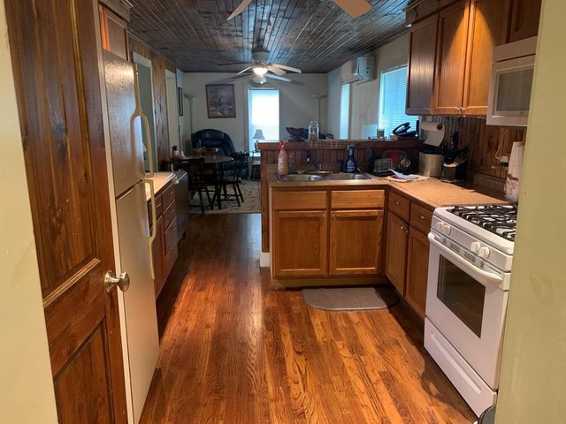 805 Bethabara Road, Hayesville, NC 28904