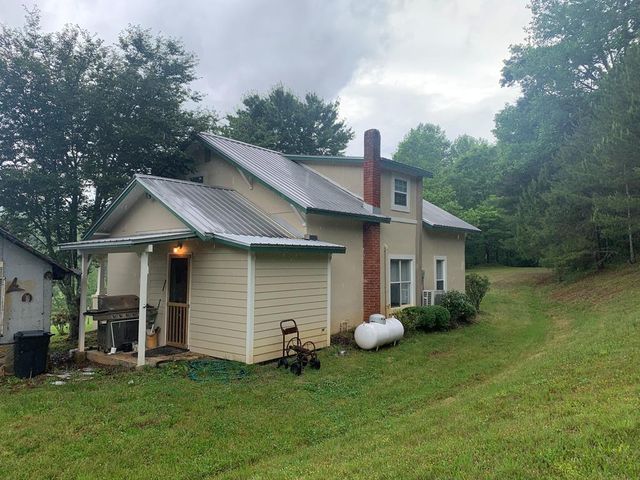 805 Bethabara Road, Hayesville, NC 28904