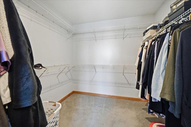 9741 Whitehall Garden, Munster, IN 46321