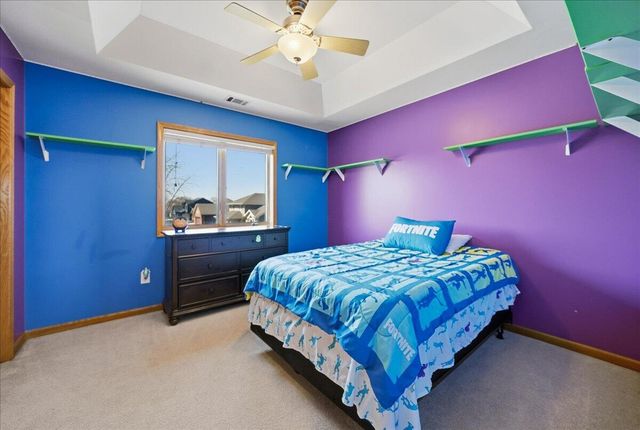 9741 Whitehall Garden, Munster, IN 46321