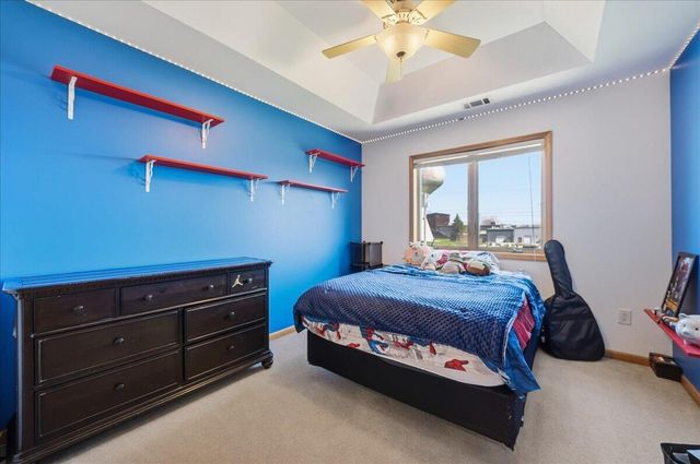 9741 Whitehall Garden, Munster, IN 46321