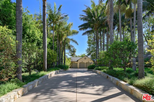 6625 Zumirez Drive, Malibu, CA 90265