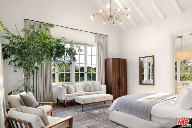 6625 Zumirez Drive, Malibu, CA 90265