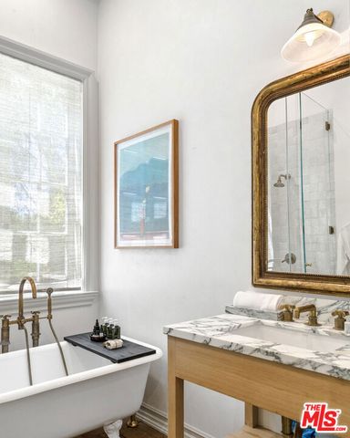 6625 Zumirez Drive, Malibu, CA 90265