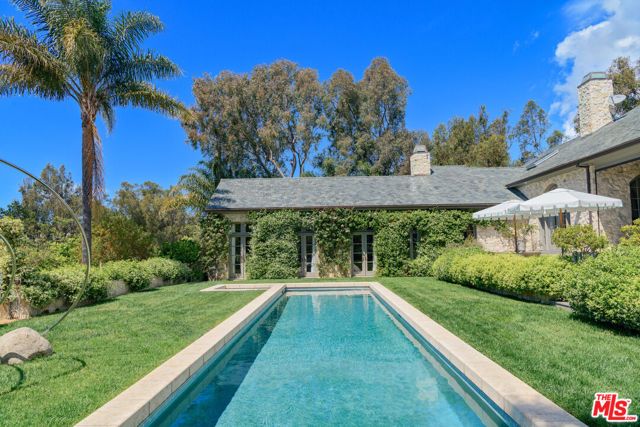 6625 Zumirez Drive, Malibu, CA 90265