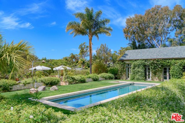 6625 Zumirez Drive, Malibu, CA 90265
