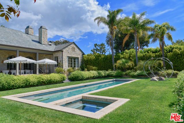 6625 Zumirez Drive, Malibu, CA 90265