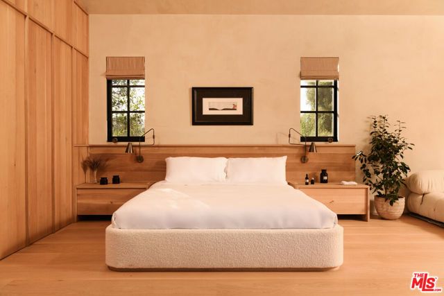 6625 Zumirez Drive, Malibu, CA 90265