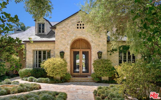 6625 Zumirez Drive, Malibu, CA 90265