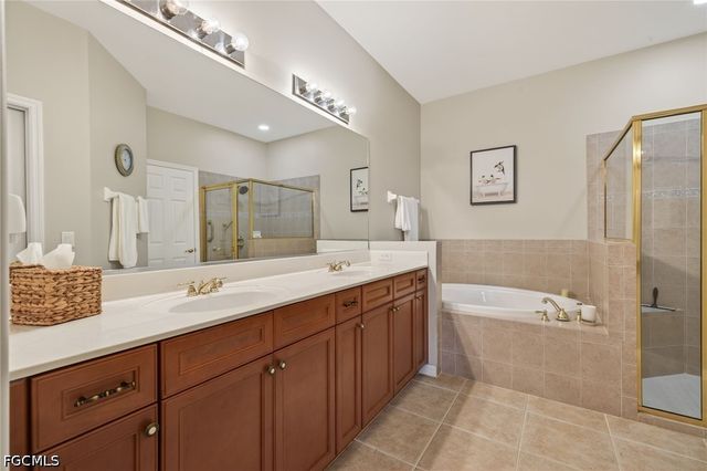 9311 Trieste DR, Fort Myers, FL 33913