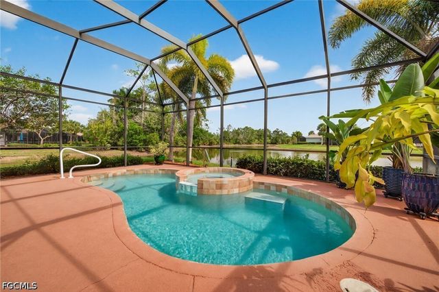 9311 Trieste DR, Fort Myers, FL 33913