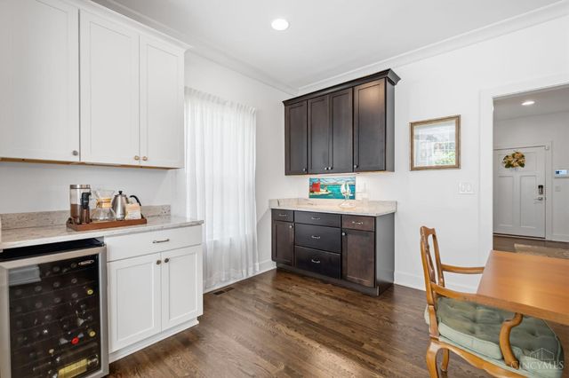7549 Cooper Road, Montgomery, OH 45242