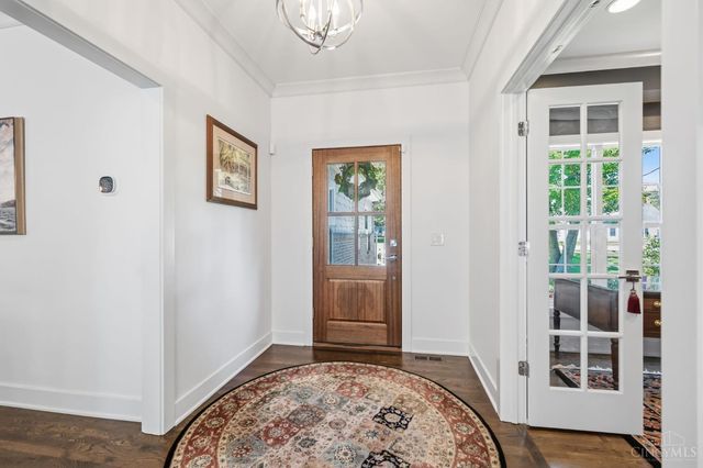 7549 Cooper Road, Montgomery, OH 45242