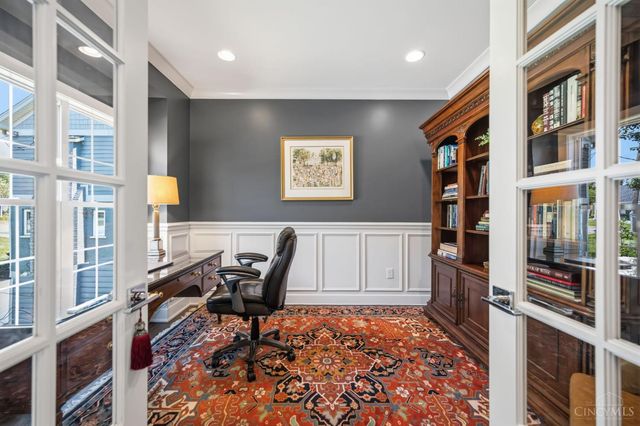 7549 Cooper Road, Montgomery, OH 45242