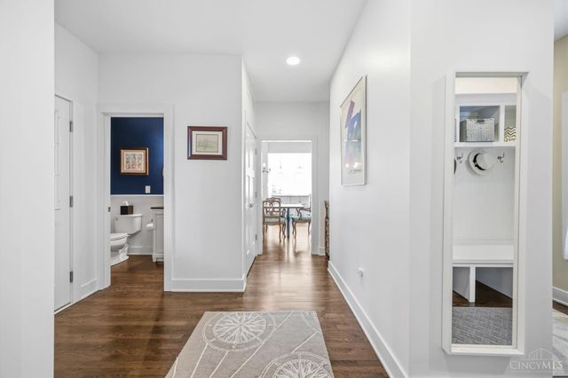 7549 Cooper Road, Montgomery, OH 45242
