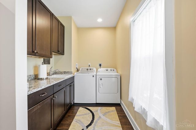 7549 Cooper Road, Montgomery, OH 45242