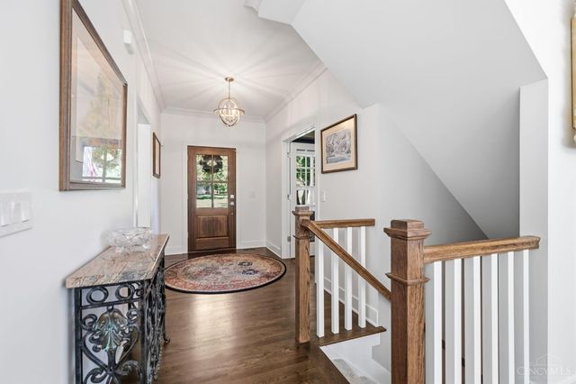 7549 Cooper Road, Montgomery, OH 45242