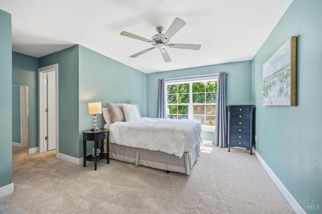 7549 Cooper Road, Montgomery, OH 45242