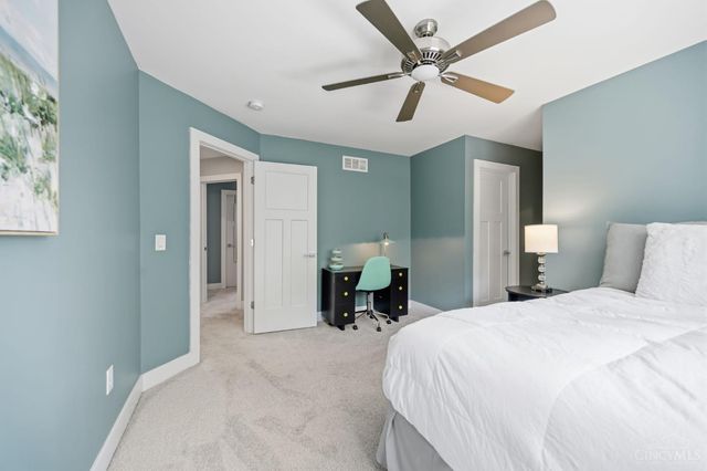 7549 Cooper Road, Montgomery, OH 45242