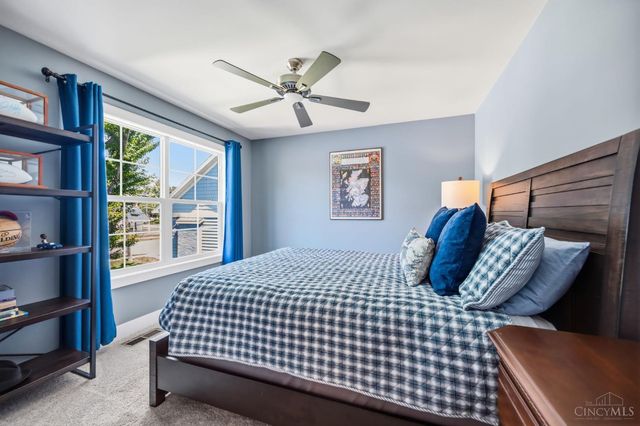 7549 Cooper Road, Montgomery, OH 45242