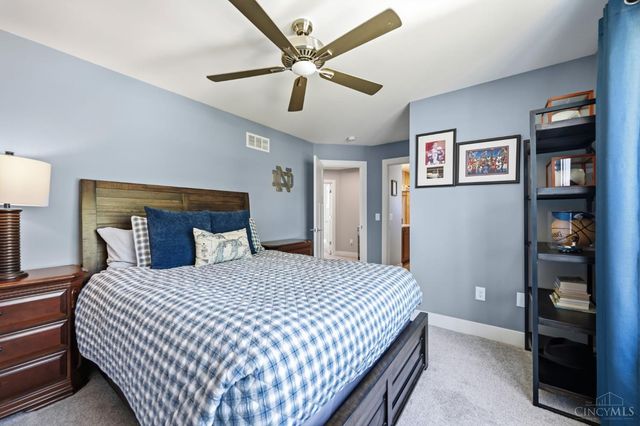 7549 Cooper Road, Montgomery, OH 45242