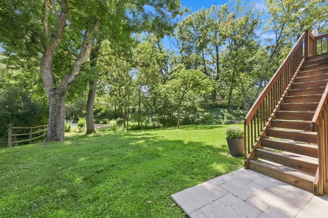 7549 Cooper Road, Montgomery, OH 45242