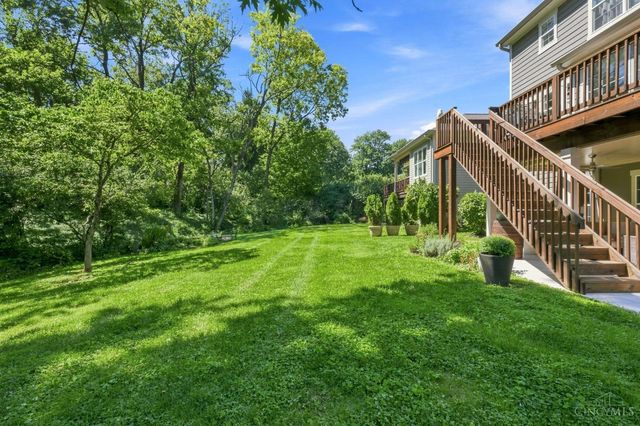 7549 Cooper Road, Montgomery, OH 45242