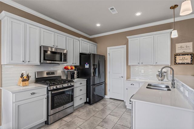 1501 Canal Street, Lowell, AR 72745