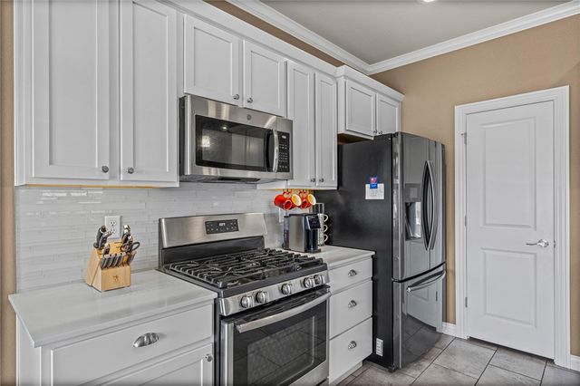 1501 Canal Street, Lowell, AR 72745